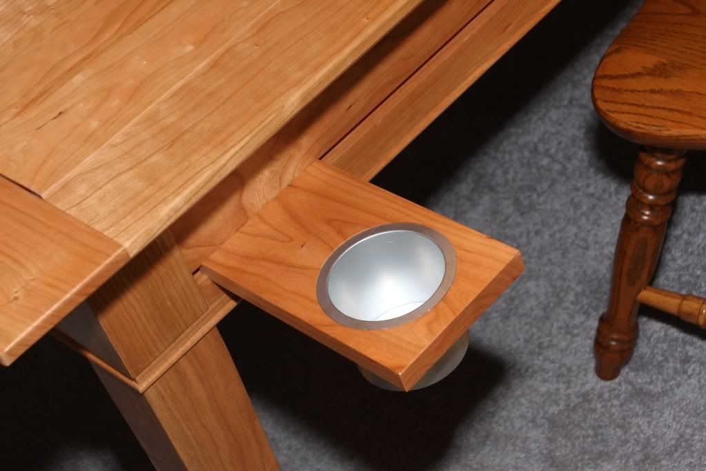 How do I make this "Rail System" for a table? r/woodworking